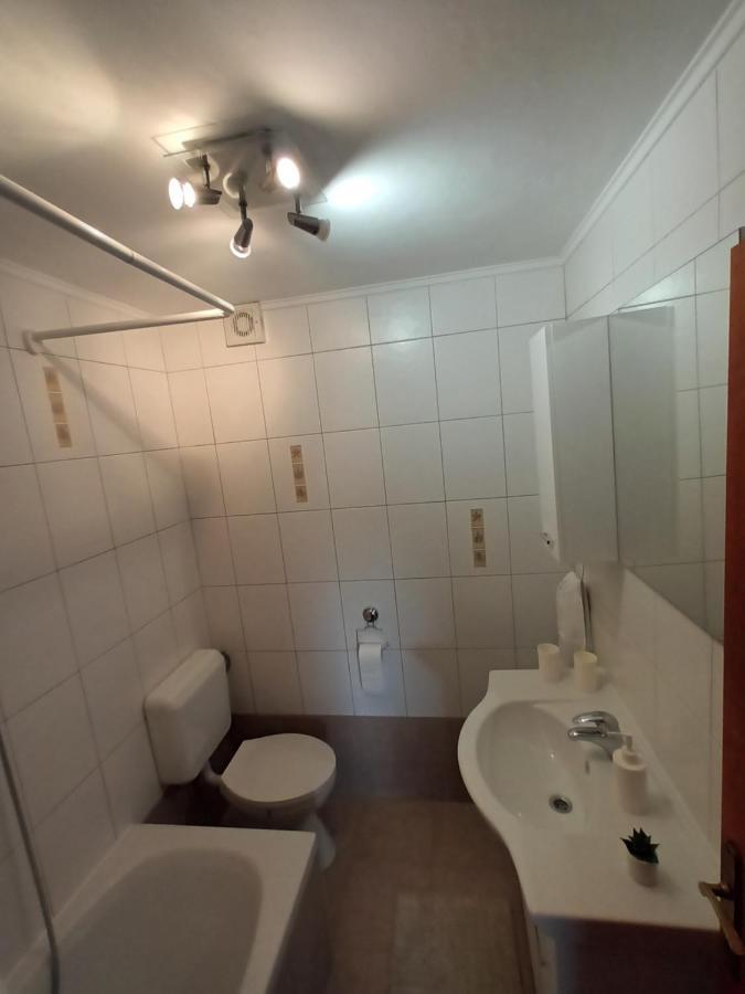 Guesthouse Marija Potpican Bagian luar foto