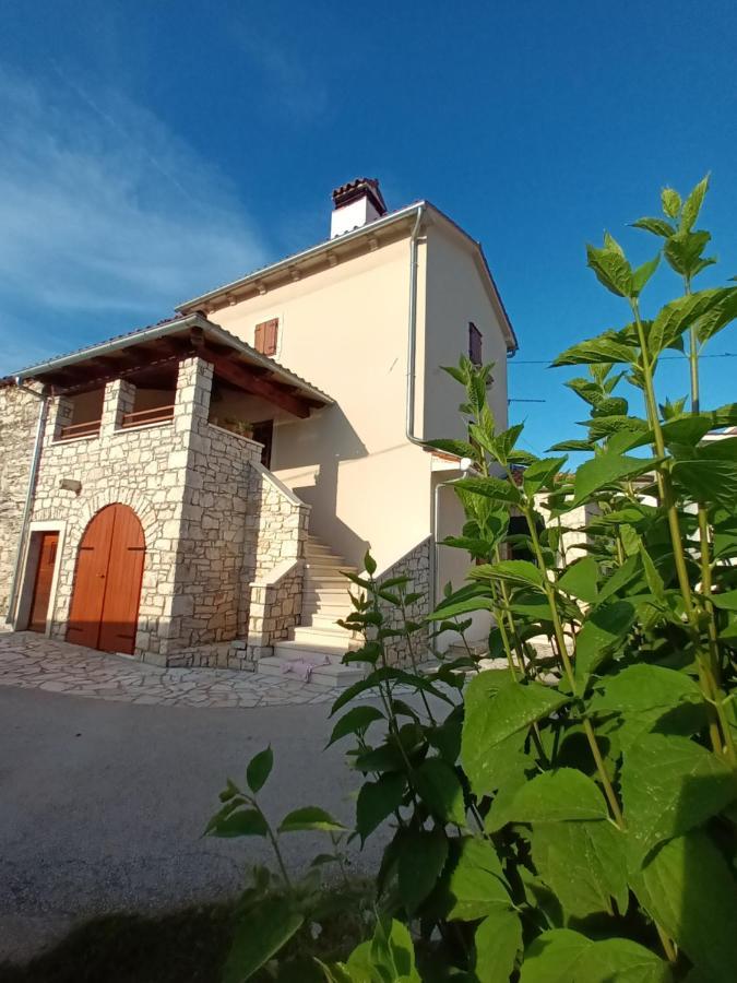 Guesthouse Marija Potpican Bagian luar foto