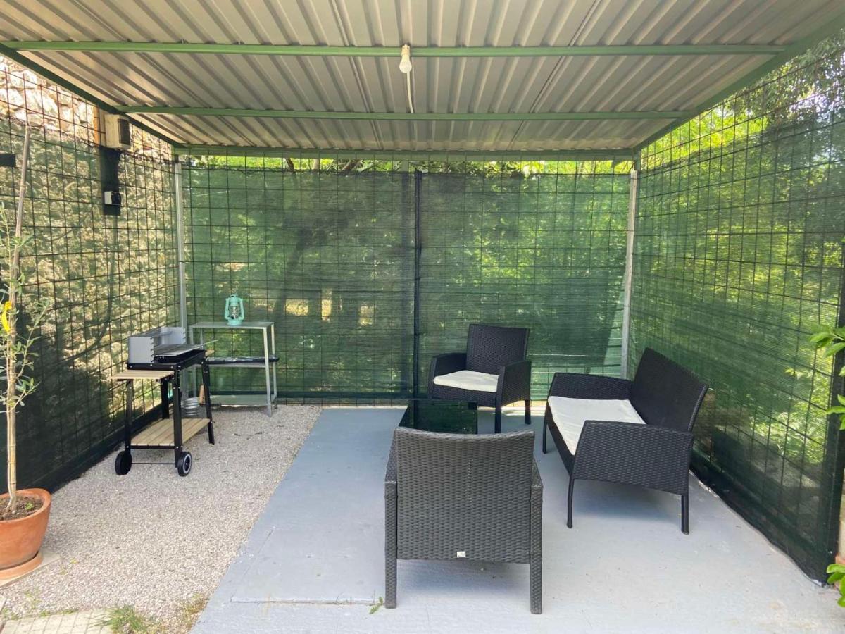 Guesthouse Marija Potpican Bagian luar foto
